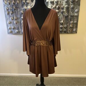 ⭐️ Missphit 3X Silky Bronze Batwing Tunic with Belt